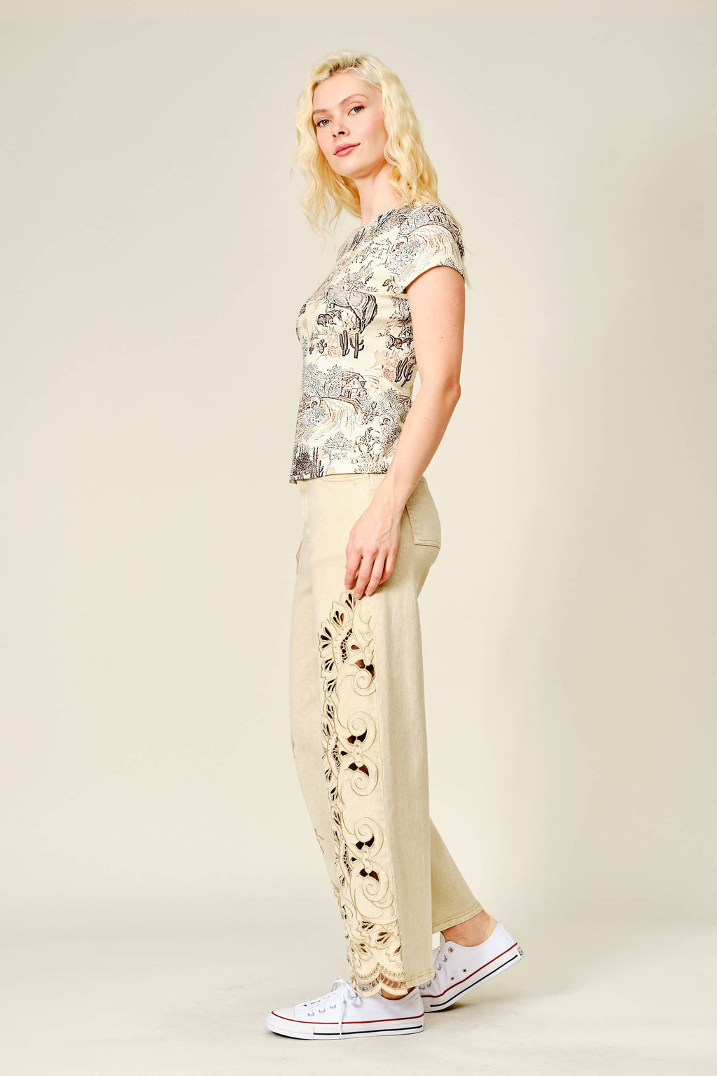 Western Vintage Toile Fitted Tee - Sand